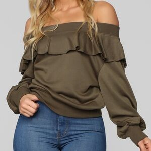 Fashion Nova Ready For The Weekend‎ Olive Sweatshirt. Size Large. NWT.
